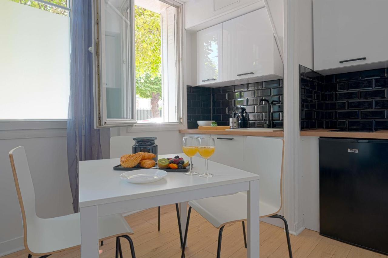 Charmant 2 Pieces A Issy- Les -Moulineaux Apartment Exterior photo